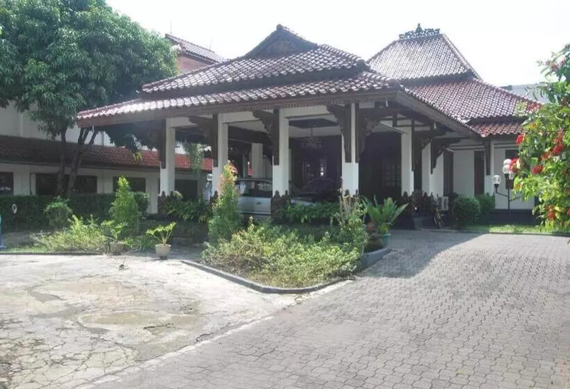 هتل Sadinah Sahid Josodipuro