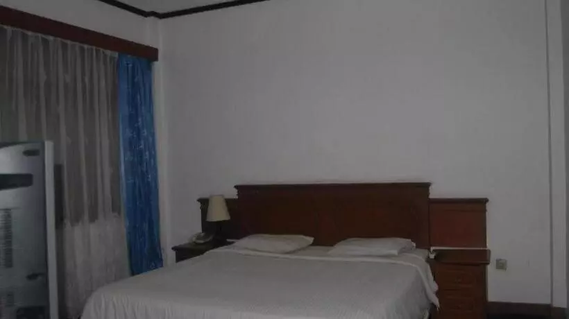 هتل Sadinah Sahid Josodipuro