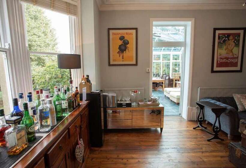 호텔 Treherne House & The Malvern Retreat