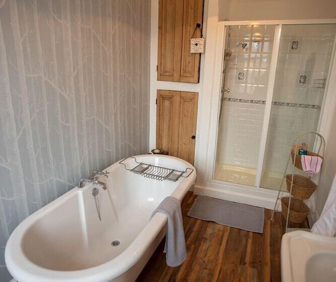 호텔 Treherne House & The Malvern Retreat