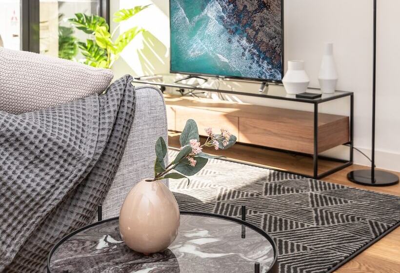 Pelham Street Apartments By Twig