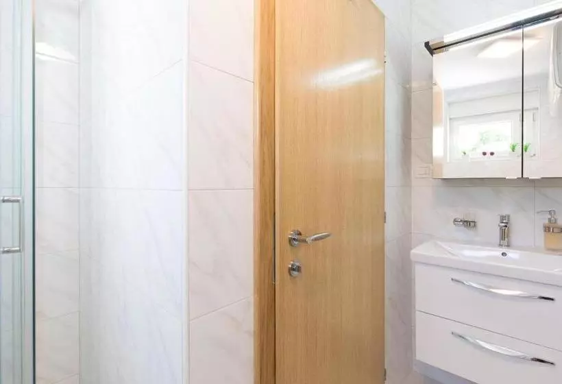 Majatalo Studios And Room Solis Ideal For Couples