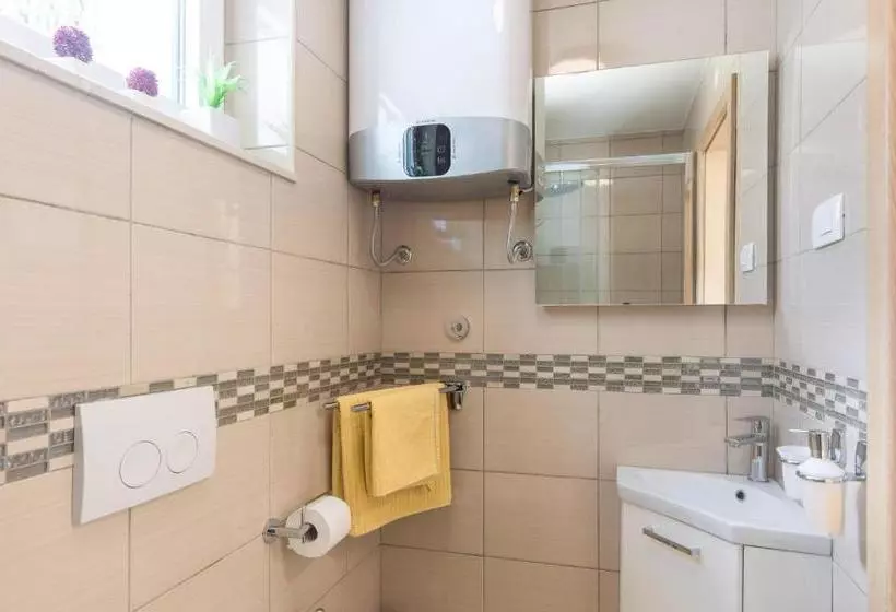 Majatalo Studios And Room Solis Ideal For Couples