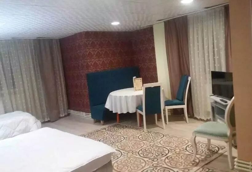 پانسیون Merve Deluxe Otel & Rezidans
