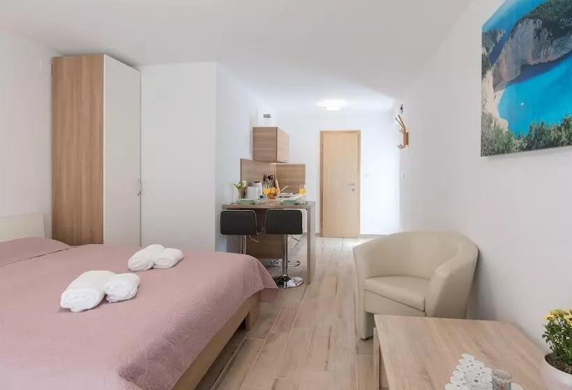 Majatalo Studios And Room Solis Ideal For Couples