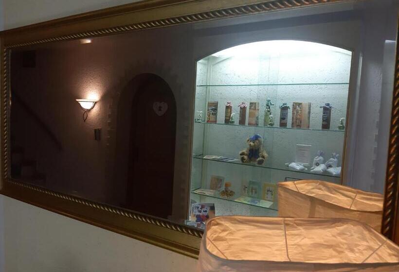 Отель Gästehaus Am Goldberg