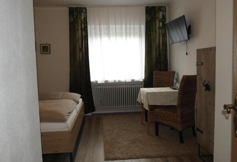 Отель Gästehaus Am Goldberg