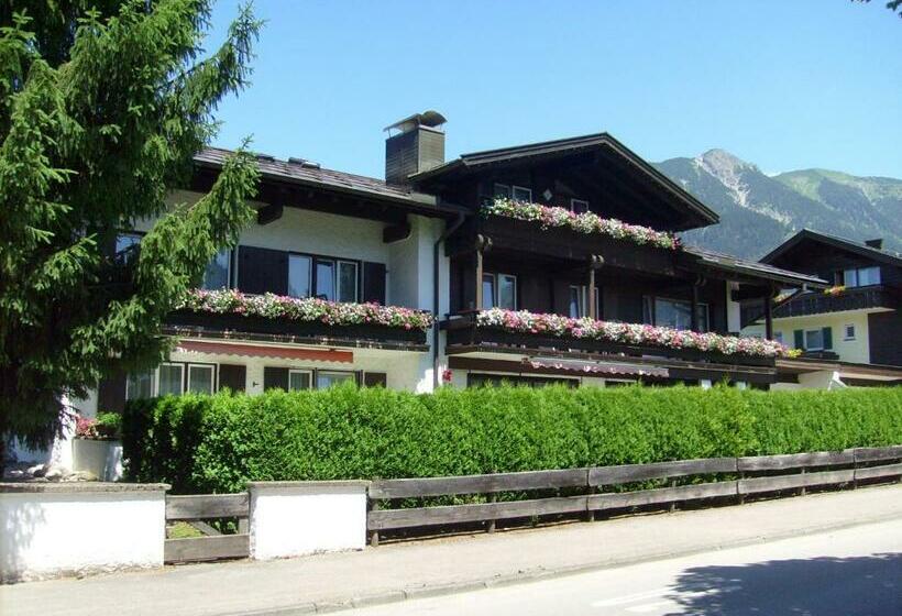 هتل Gästehaus Immenhof