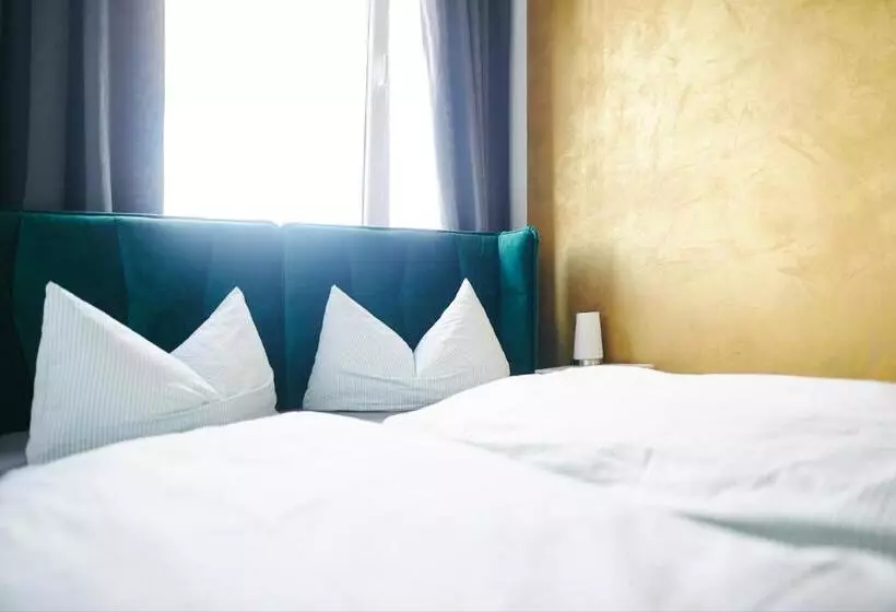 Hotelli Sleep Station Hostel