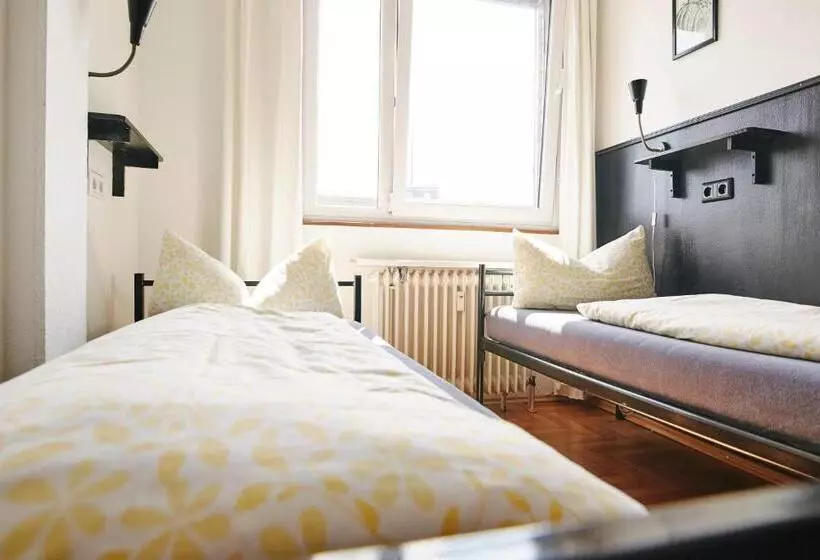 Hotelli Sleep Station Hostel