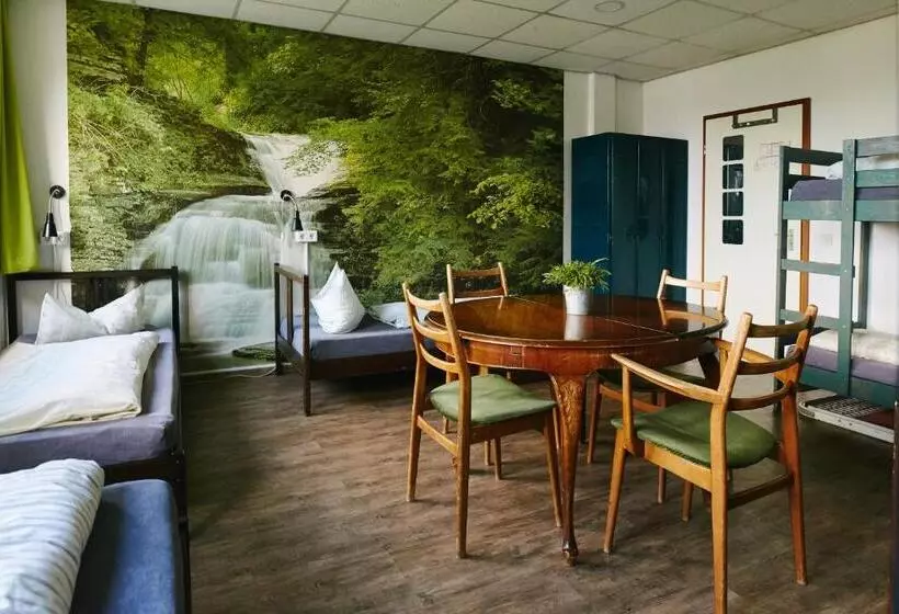 Hotelli Sleep Station Hostel