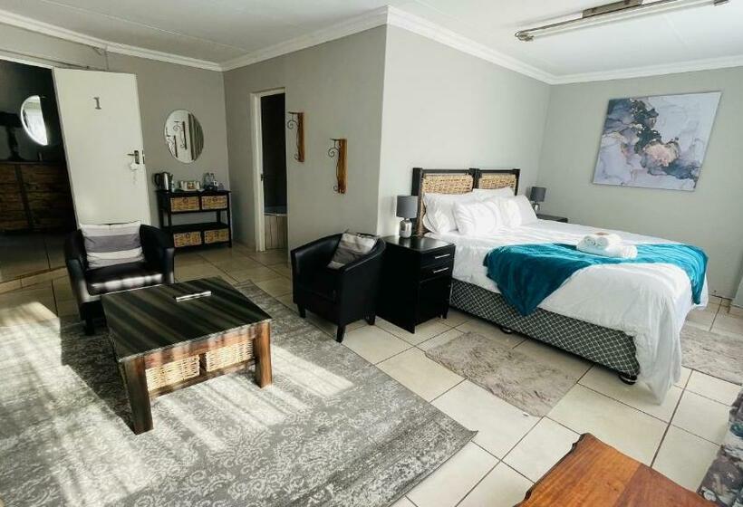 Hotel Aspen Guest House No Loadshedding