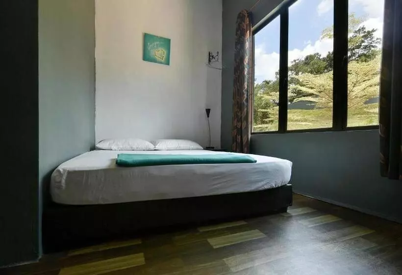 هتل Green Peace Sungai Lembing
