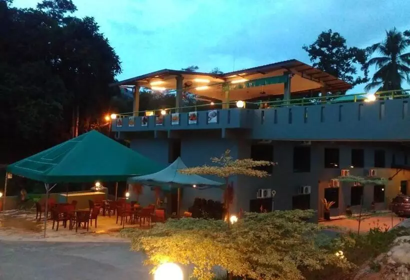هتل Green Peace Sungai Lembing
