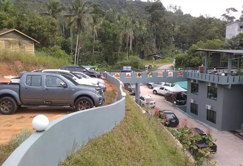 هتل Green Peace Sungai Lembing
