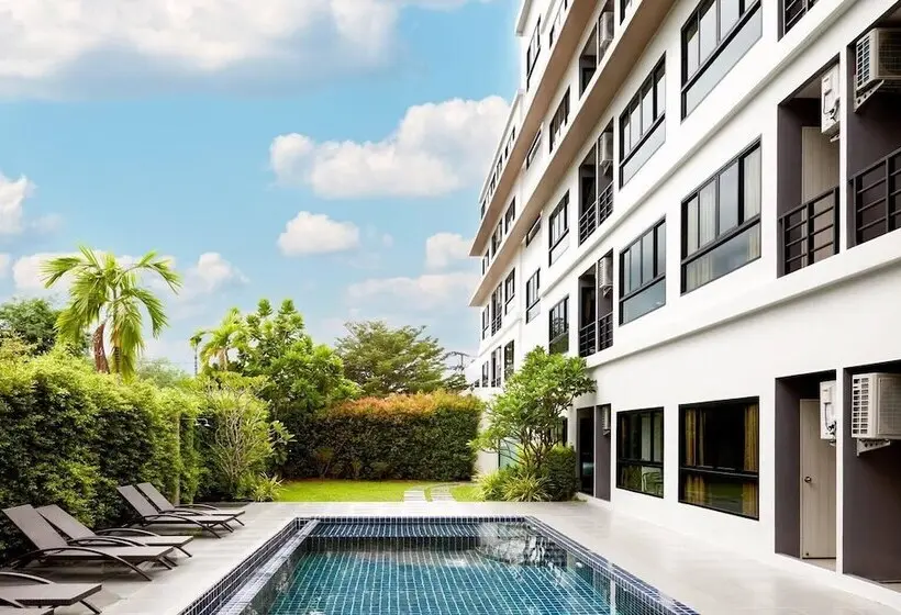 هتل S4 Nai Yang Beach   Near Phuket Airport