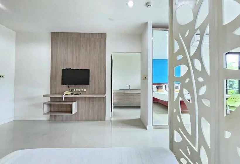 هتل S4 Nai Yang Beach   Near Phuket Airport