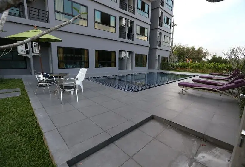 هتل S4 Nai Yang Beach   Near Phuket Airport
