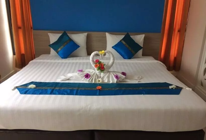 Hotelli S4 Nai Yang Beach   Near Phuket Airport