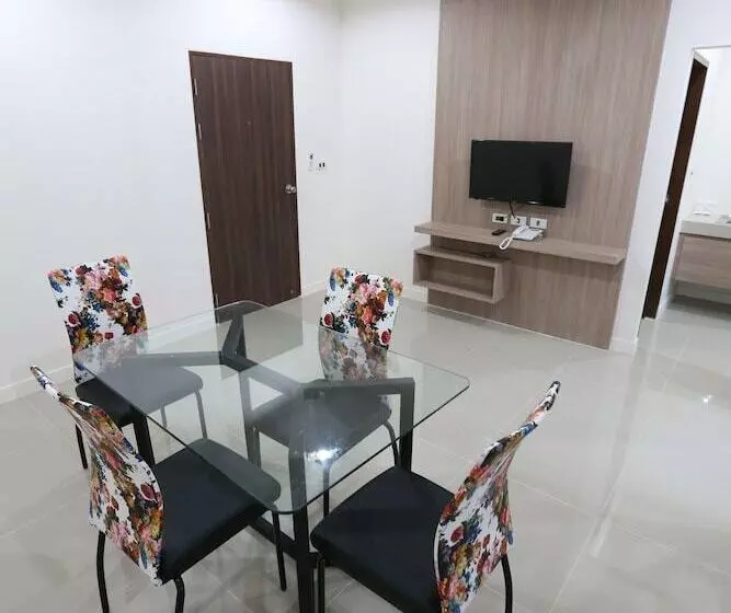 Hotelli S4 Nai Yang Beach   Near Phuket Airport