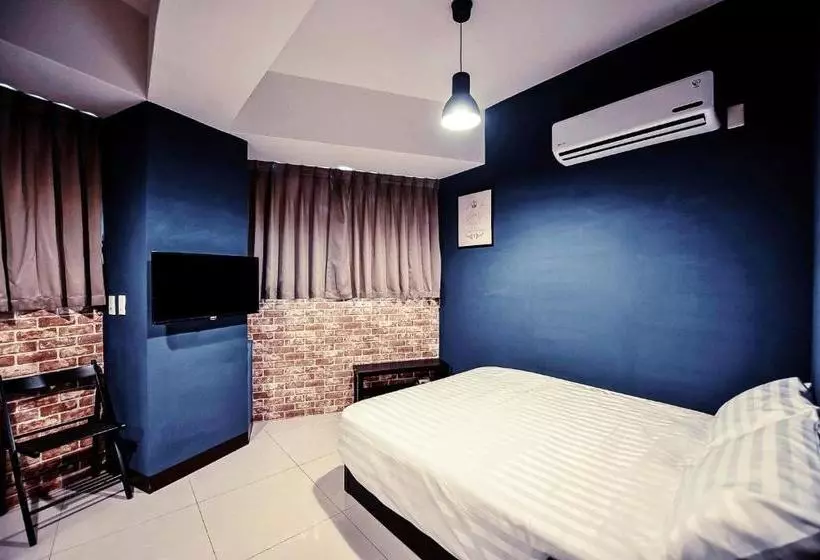 هتل Sunny House