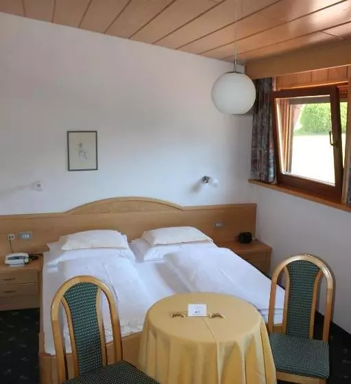 ホテル Villa Luise