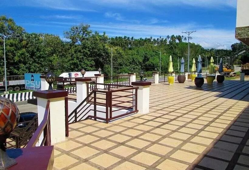 Hotelli Lohas Airport