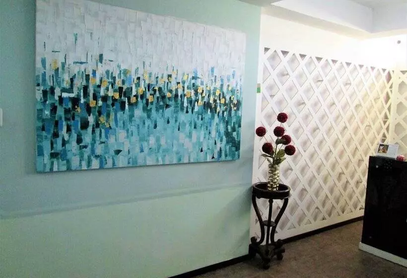 Hotelli Lohas Airport