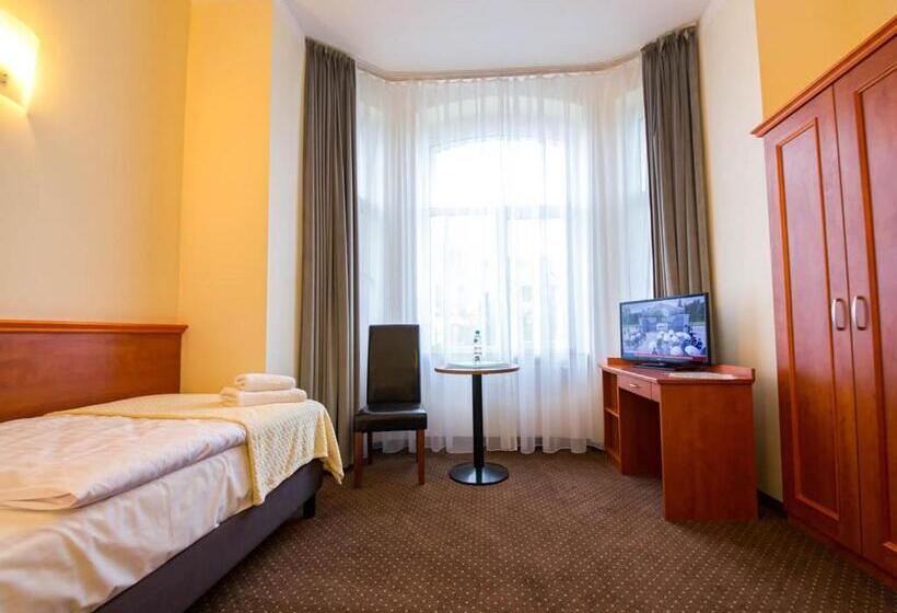 בית מלון כפרי Villa Anna Lisa