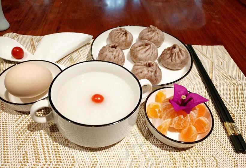 פנסיון Floral  · Spring Guesthouse Zhangjiajie