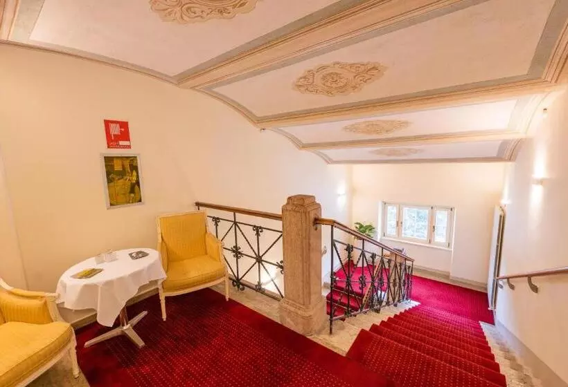 پانسیون Guesthouse   Cultural Center Gustav Mahler