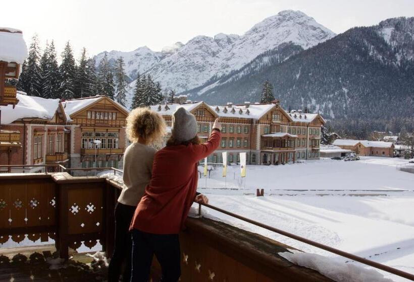 Panzió Guesthouse Cultural Center Gustav Mahler