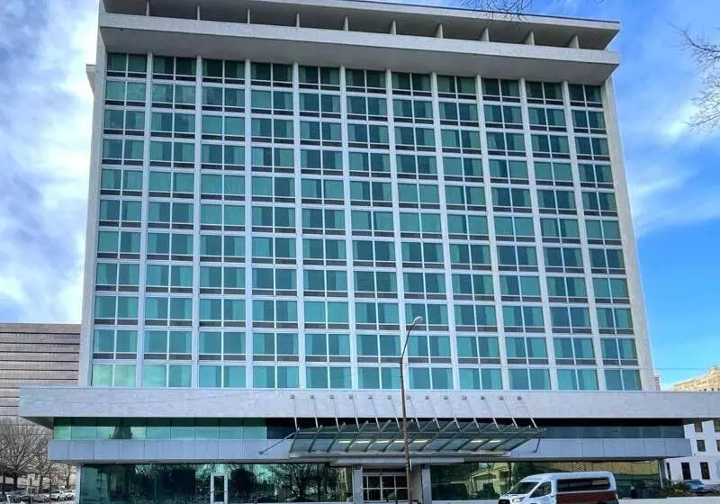 Отель 17 West , Ascend  Collection