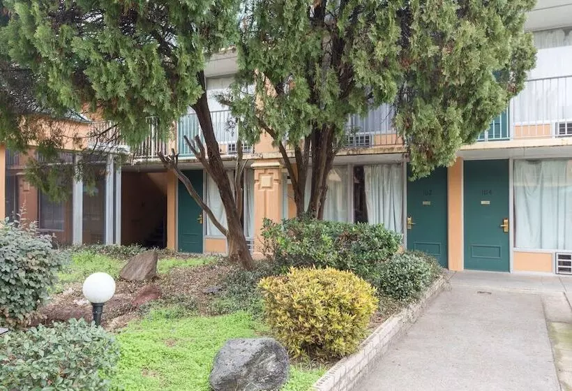 בית מלון כפרי Bossier Extended Stay