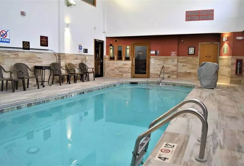 Отель Comfort Inn & Suites Durango