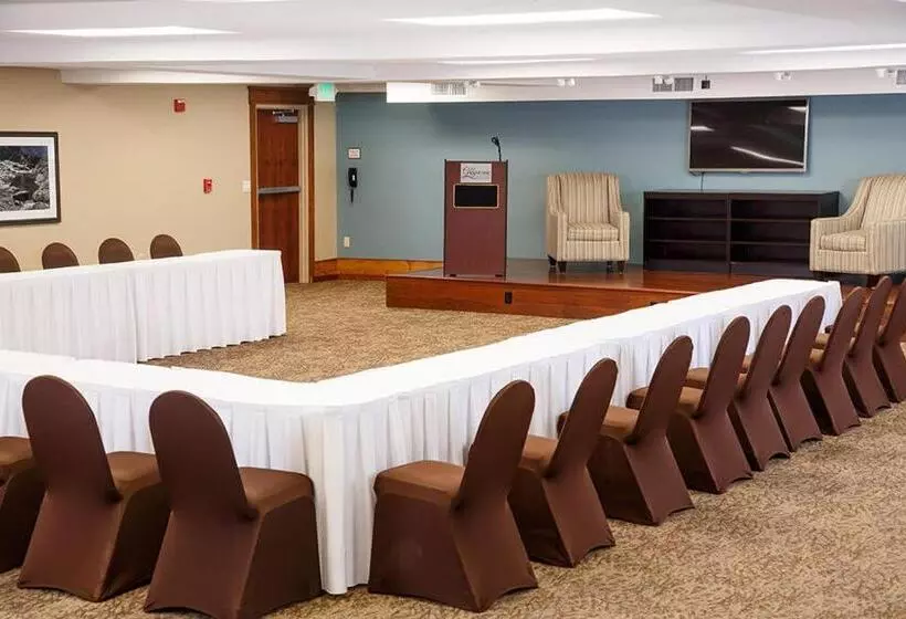 호텔 Greystone Lodge On The River