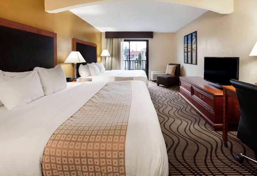 هتل La Quinta Inn By Wyndham Sandusky Near Cedar Point