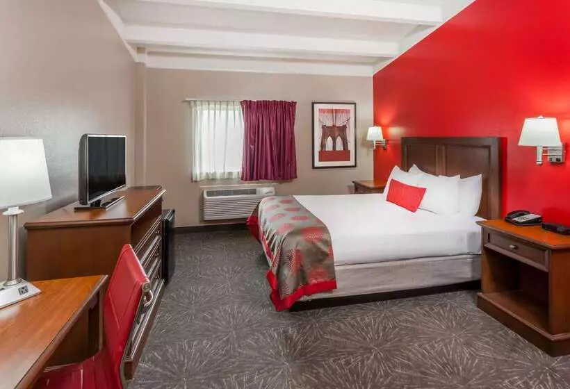 Ramada By Wyndham Hammond Hotel & Conference Center