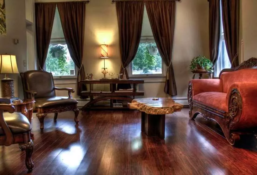 Queen Anne Bed And Breakfast