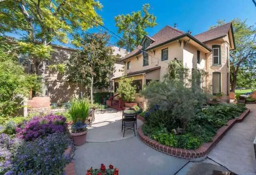 Queen Anne Bed And Breakfast
