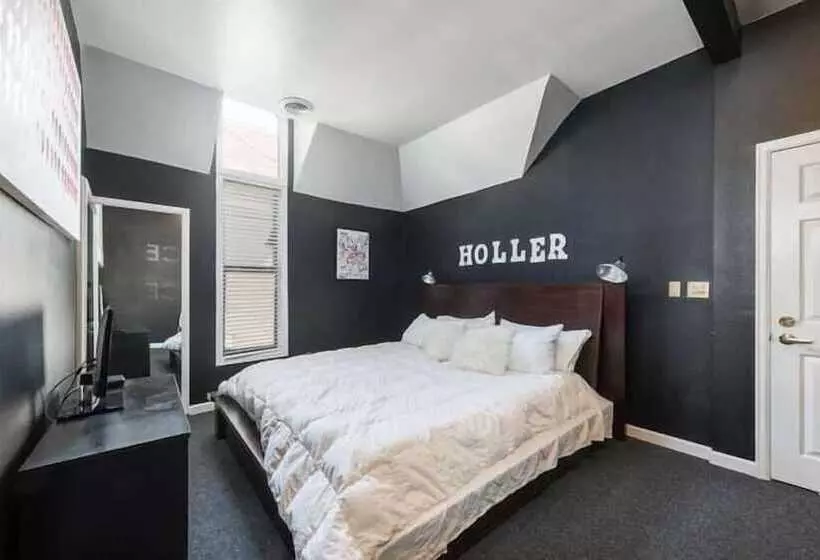 Queen Anne Bed And Breakfast
