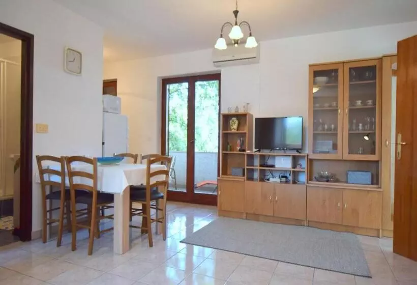 Apartment Ozren