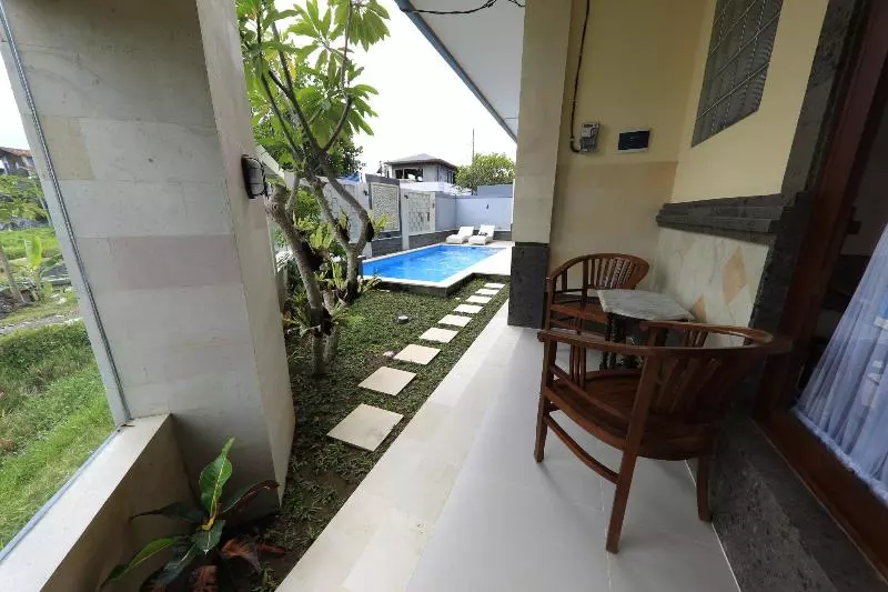هتل Villa Voc