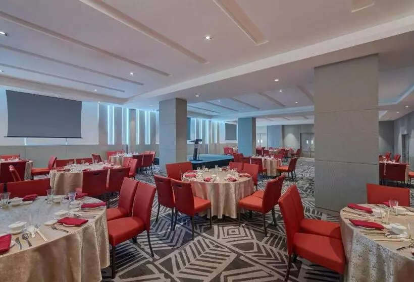 Hotelli Fairfield By Marriott Bintulu Paragon