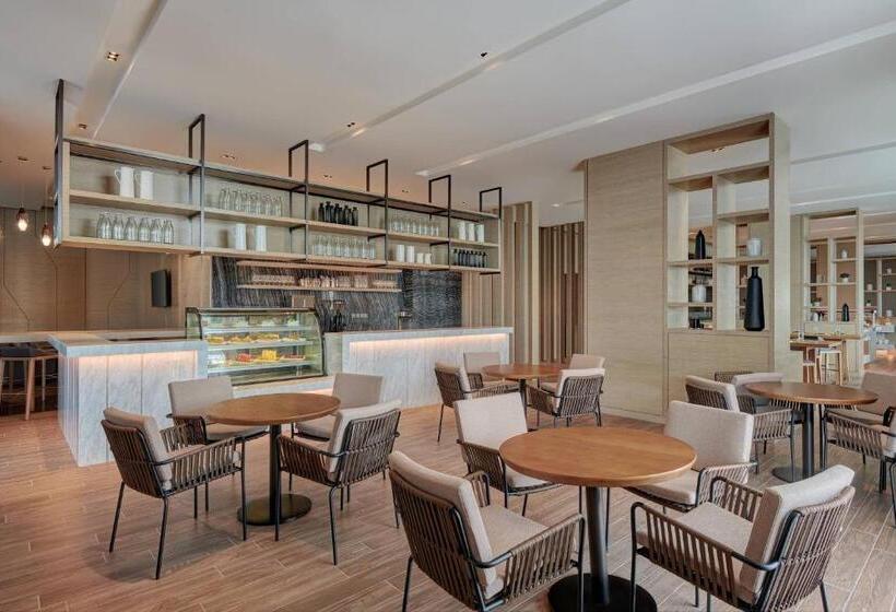 فندق Fairfield By Marriott Bintulu Paragon