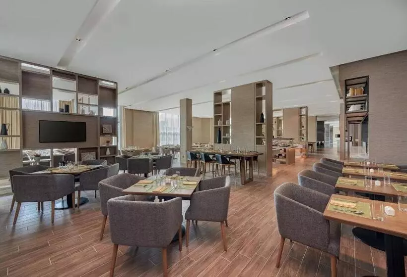 Hotelli Fairfield By Marriott Bintulu Paragon