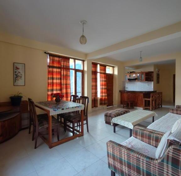 Orchard Retreat Cottage