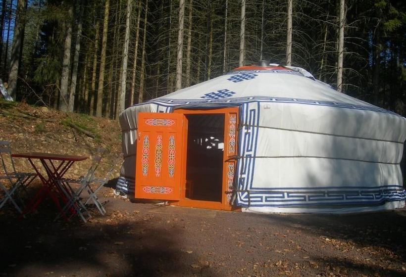 住宿加早餐 Cabanes Et Yourtes De La Vallée De L Ance