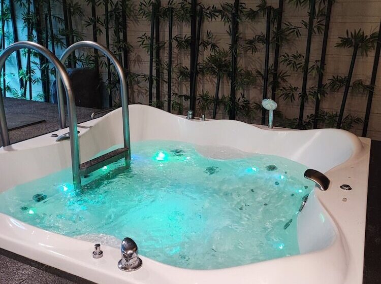 בית מלון כפרי Hillside Residence Khaoyai