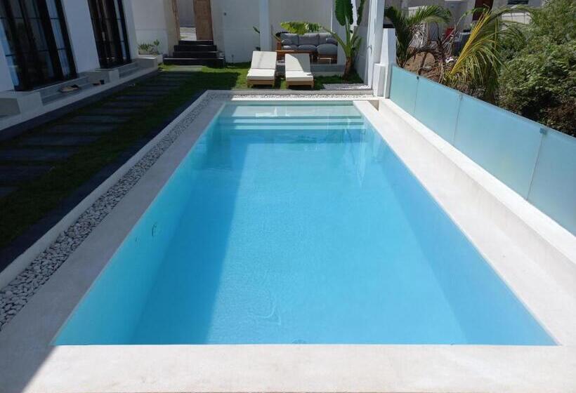 בית מלון כפרי Sari Hills Bali